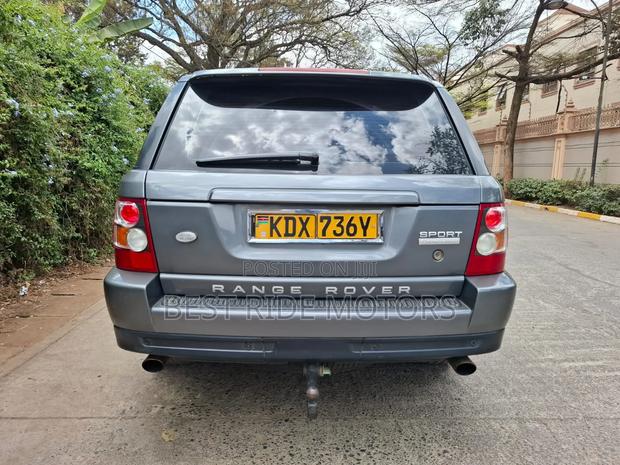 Land Rover Range Rover Sport Supercharged 4x4 (4.2L 8cyl 6A) 2007 Gray