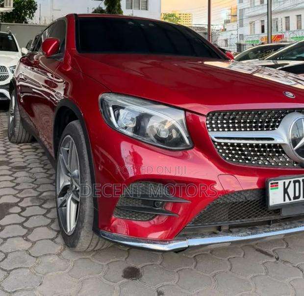 Mercedes-Benz GLC-Class 2018 Red