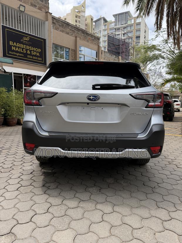 Subaru Outback Premium 2021 Gray
