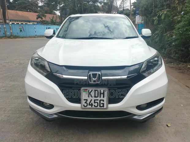 Honda Vezel 2015 White
