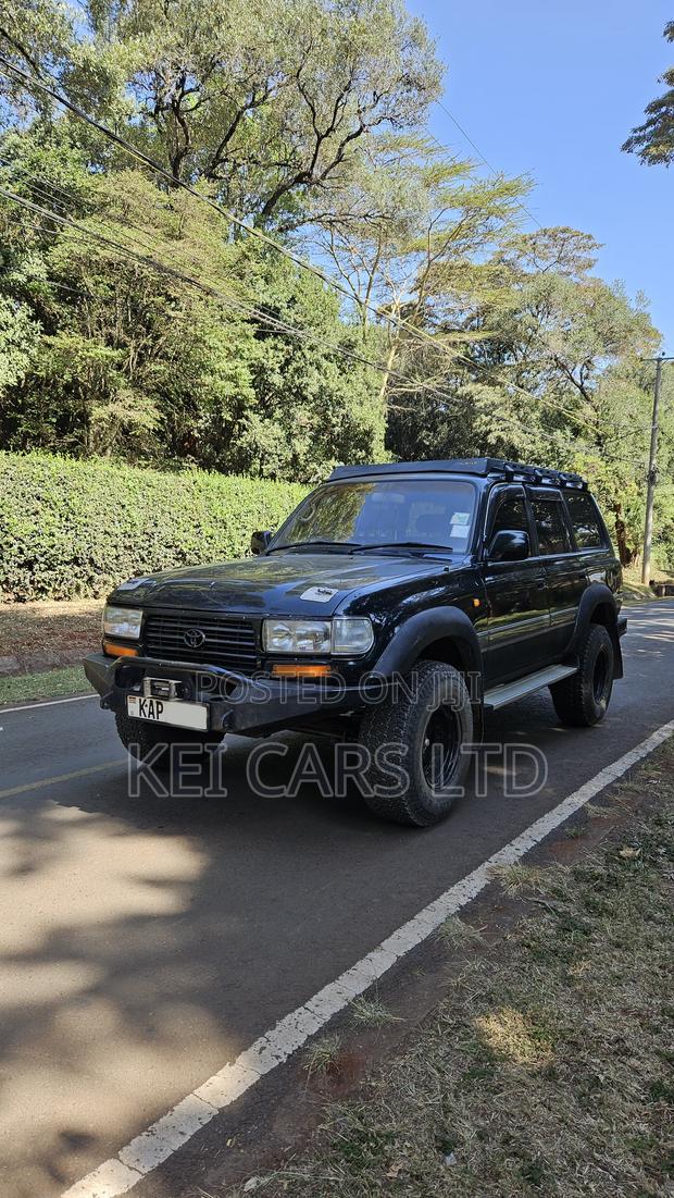Toyota Land Cruiser 1995 Green