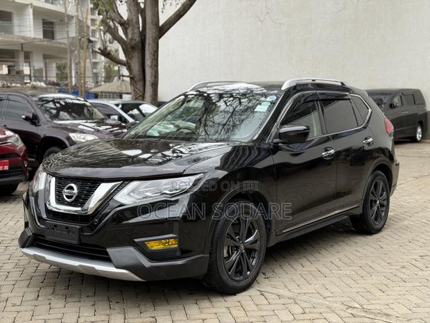 Nissan X-Trail 2.0 Hybrid AWD 2019 Black