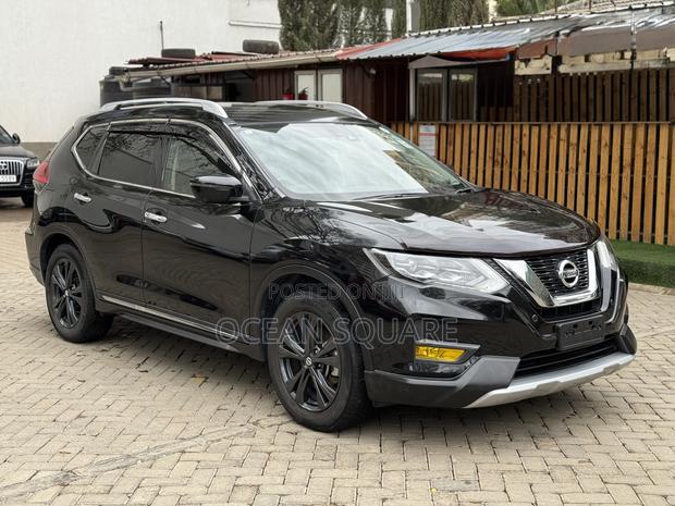 Nissan X-Trail 2.0 Hybrid AWD 2019 Black