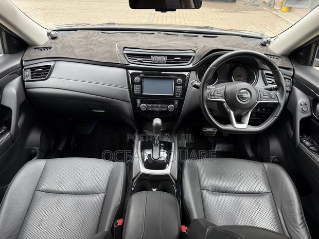 Nissan X-Trail 2.0 Hybrid AWD 2019 Black