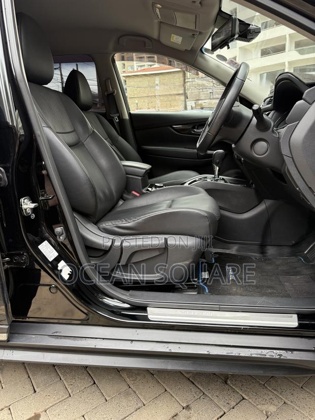 Nissan X-Trail 2.0 Hybrid AWD 2019 Black