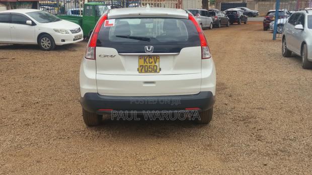 Honda CR-V 2012 White