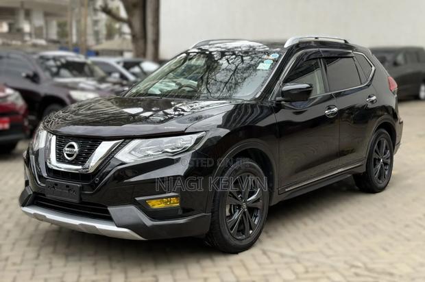 Nissan X-Trail 2.0 Hybrid AWD 2019 Black