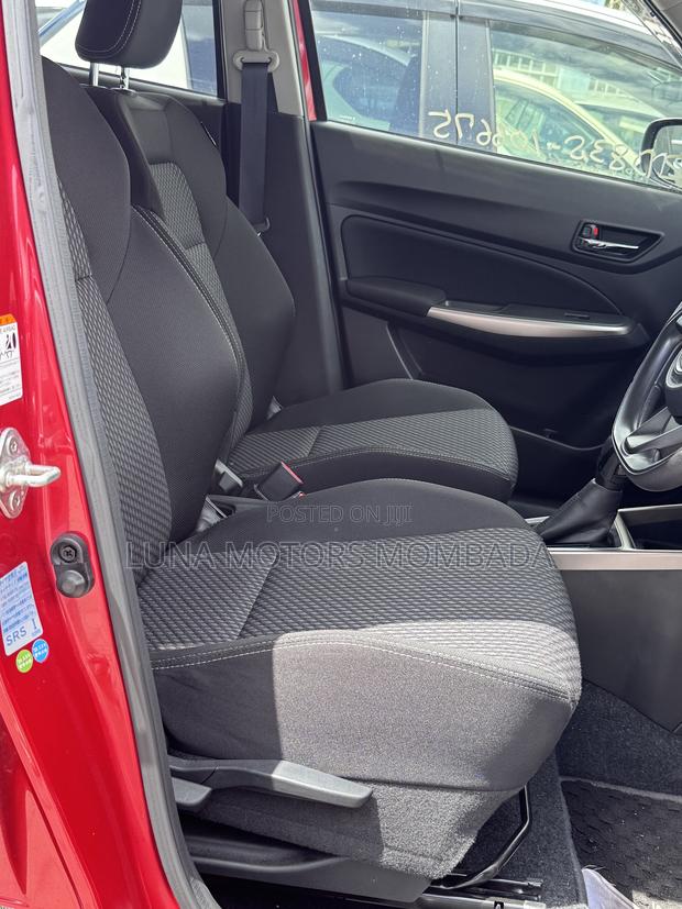 Suzuki Swift 2019 Red