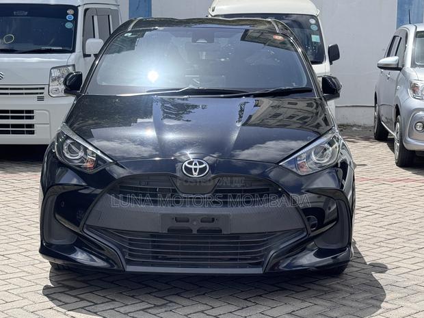 Toyota Yaris 2020 Black
