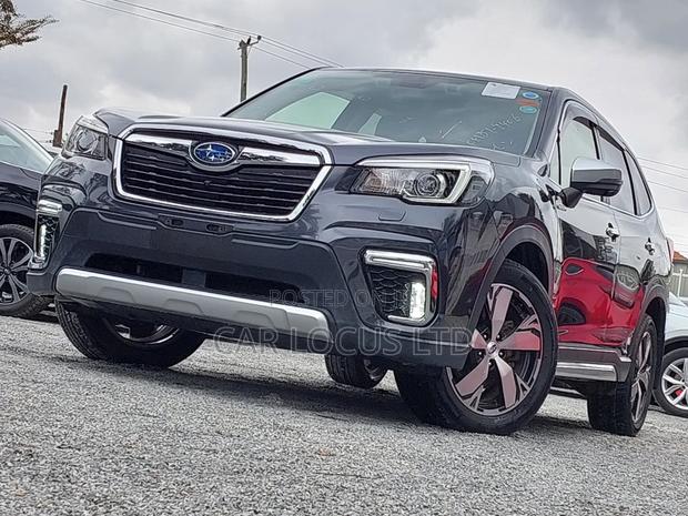 Subaru Forester 2019 Gray