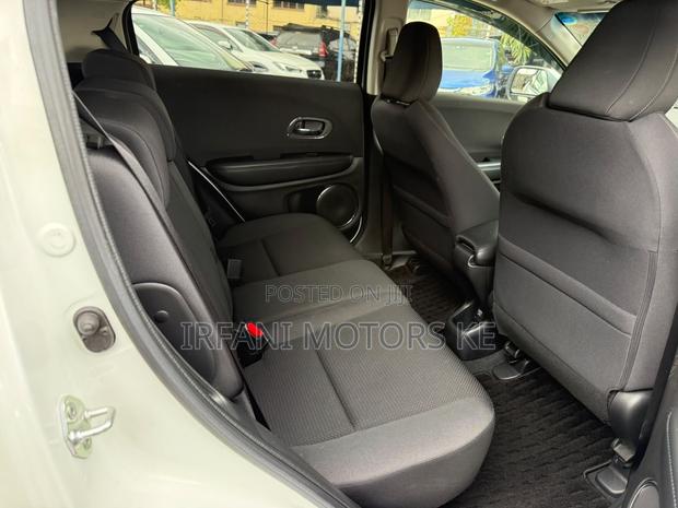 Honda Vezel 1.5 Hybrid 2WD 2019 White