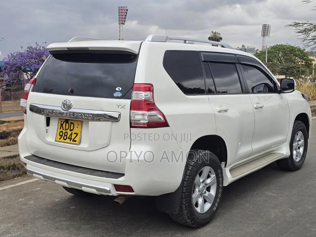 Toyota Land Cruiser Prado 2014 White