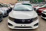 Honda Jade 1.5 Hybrid 2018 White for sale