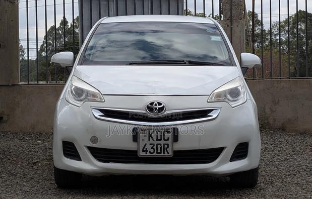 Toyota Ractis 1.5 FWD 2014 White