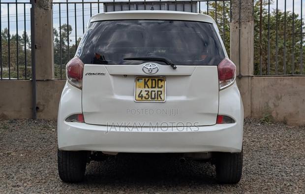 Toyota Ractis 1.5 FWD 2014 White