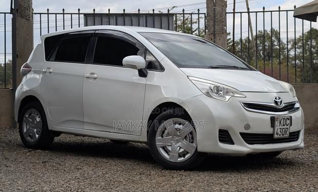 Toyota Ractis 1.5 FWD 2014 White