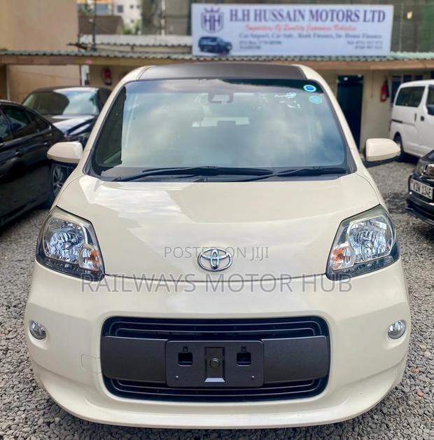 Toyota Porte 1.5 FWD 2019 Beige