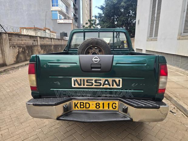 Nissan Hardbody 2008 Green