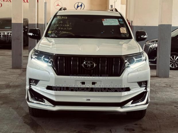 Toyota Land Cruiser Prado 2.7 2022 White