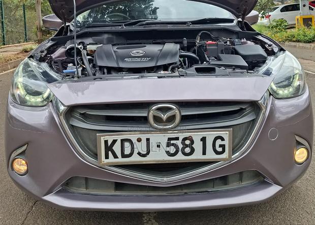 Mazda Demio 2015