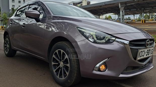 Mazda Demio 2015