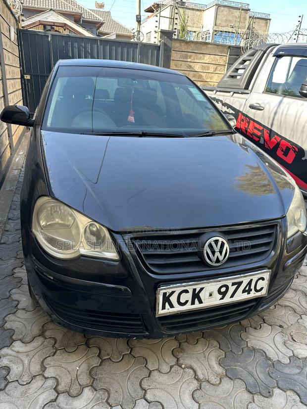 Volkswagen Polo 2009 Black