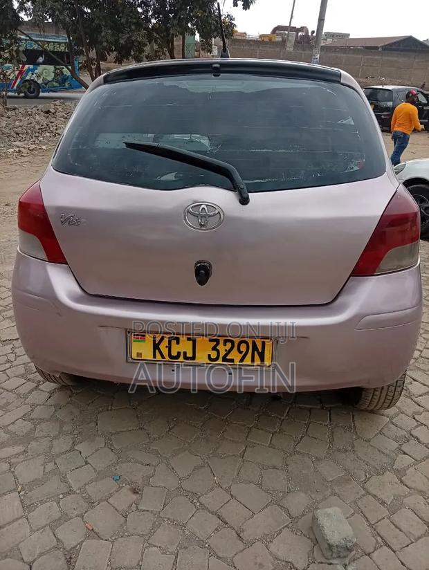 Toyota Vitz 2008 Gold