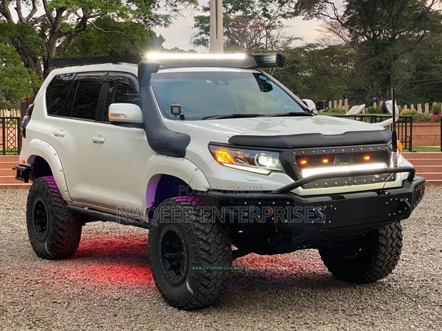 Toyota Land Cruiser Prado 2019 White