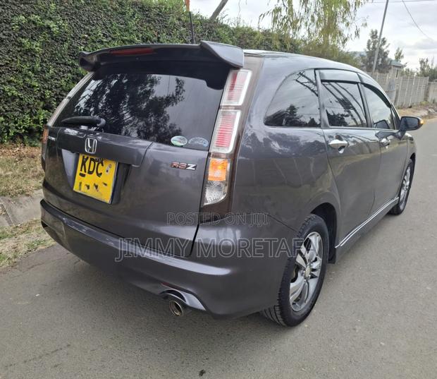 Honda Stream 2014 Gray