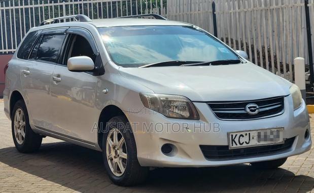 Toyota Corolla Fielder 1.5 Petrol FWD 2009 Silver
