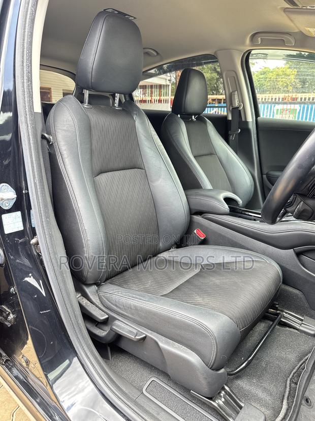 Honda Vezel 1.5 Hybrid 2WD 2019 Black