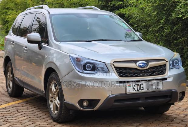 Subaru Forester 2.0XT Premium 4dr SUV AWD (2.0L 4cyl Turbo CVT) 2014
