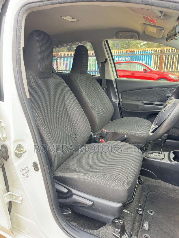 Toyota Vitz 2019 White