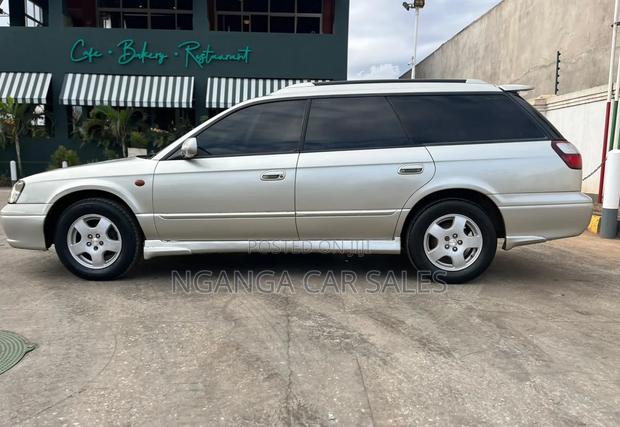 Subaru Legacy 2001 Gray