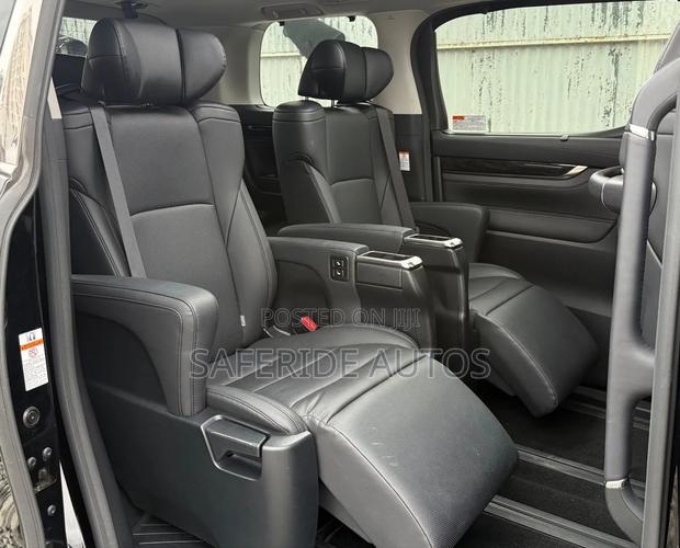 Toyota Alphard 2.5 Petrol FWD 2019 Black