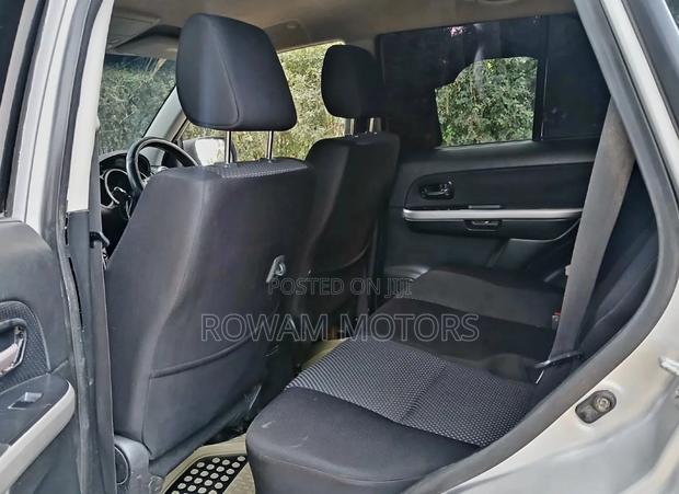 Suzuki Escudo 2008 Silver