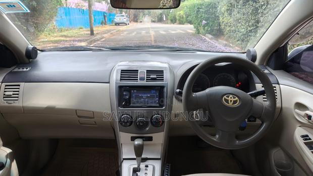 Toyota Corolla Fielder 2009 White