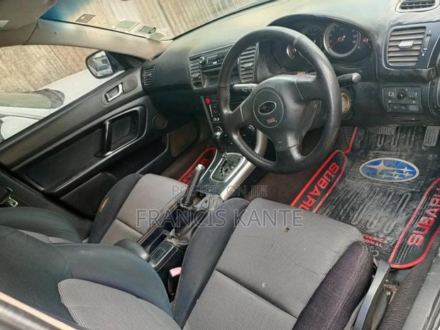 Subaru Legacy 2009 Silver
