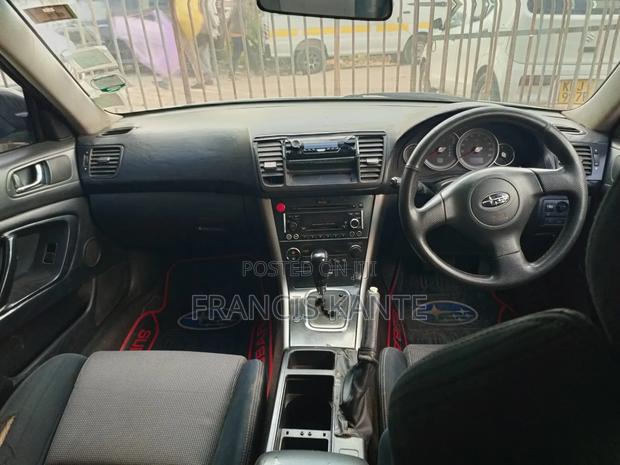 Subaru Legacy 2009 Silver