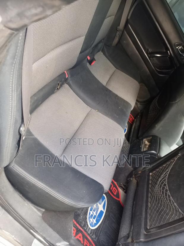 Subaru Legacy 2009 Silver