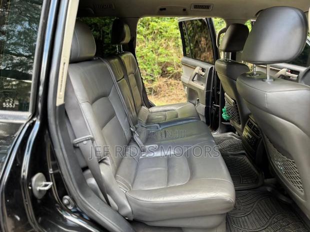 Toyota Land Cruiser 4.6 V8 ZX 2009 Black