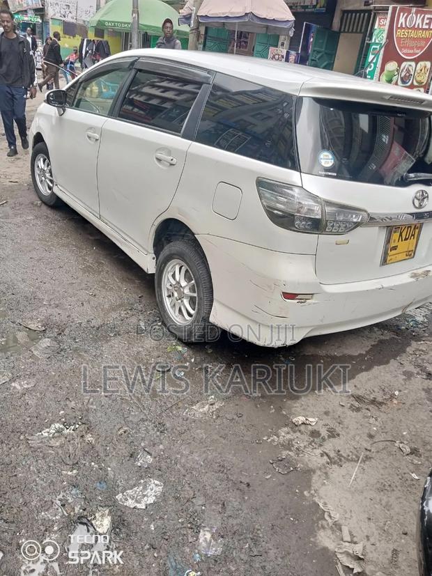 Toyota Wish 2013 White