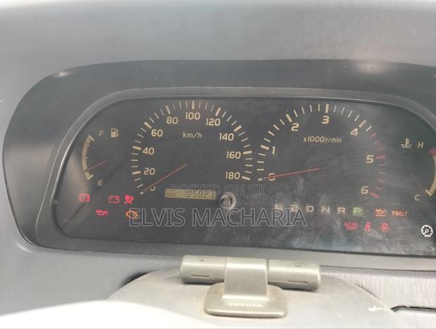Toyota Land Cruiser Prado 2000 Silver