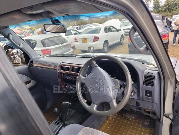 Toyota Land Cruiser Prado 2000 Silver