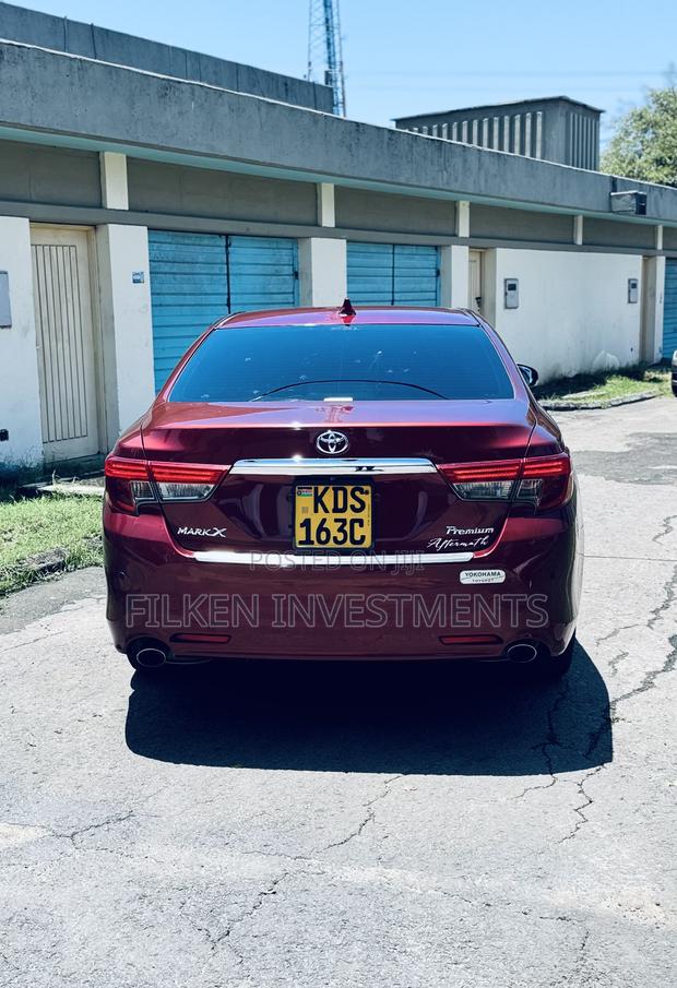 Toyota Mark X 2.5 RWD 2016 Burgundy