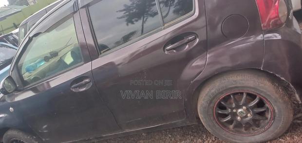 Toyota Passo 2011 Brown