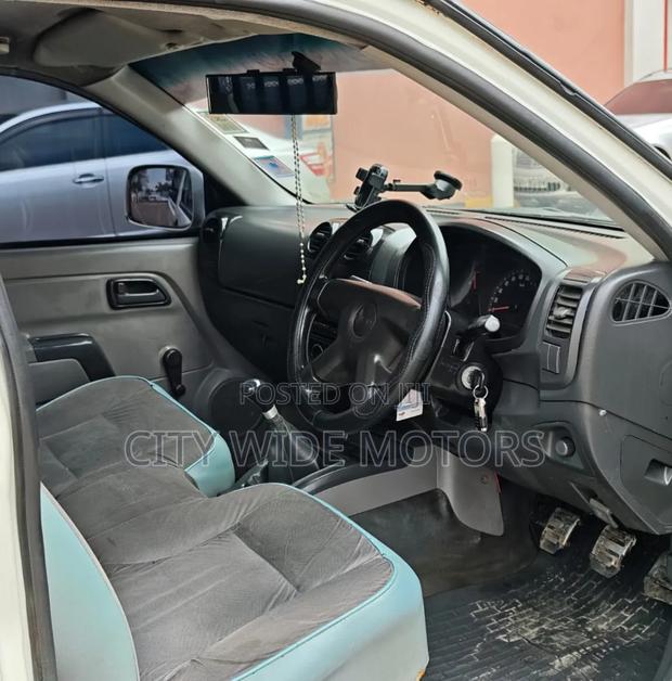 Isuzu D-MAX 2009 White