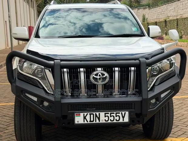 Toyota Land Cruiser Prado 2.8 D-4D 2016 Off white