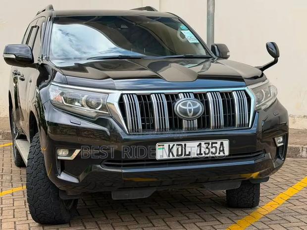 Toyota Land Cruiser Prado 2.8 2018 Black