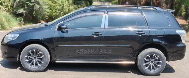Toyota Corolla Fielder 2011 Black